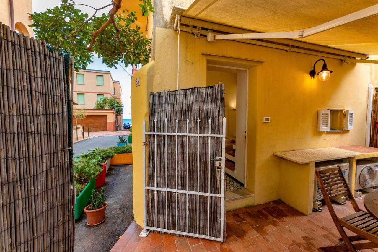 Villa Le Casasse "Vico Mendaro 8" Varigotti Exterior foto